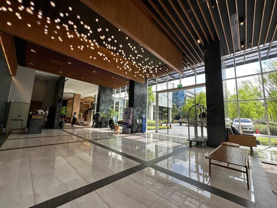 อพาร์ทเม้น S42 Sukhumvit Wyndham Garden Ekkamai Swimming Gym *
